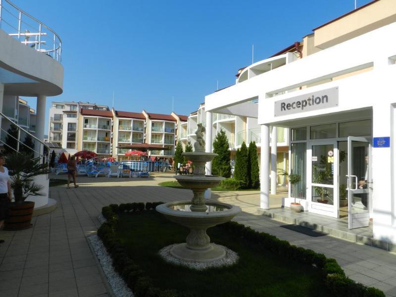 Sun Village Apart Complex Слънчев бряг Екстериор снимка